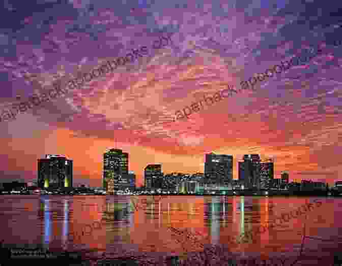 Breathtaking Skyline Of New Orleans At Sunset New Orleans Interactive City Guide: Multi Language English Spanish And Chinese (United States City Guides)